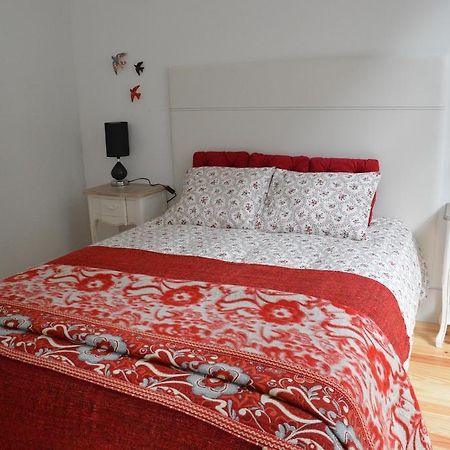 Oporto Almada 329 Apartman Szoba fotó