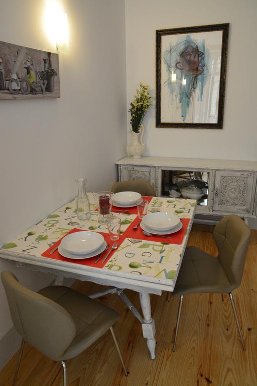 Oporto Almada 329 Apartman Szoba fotó